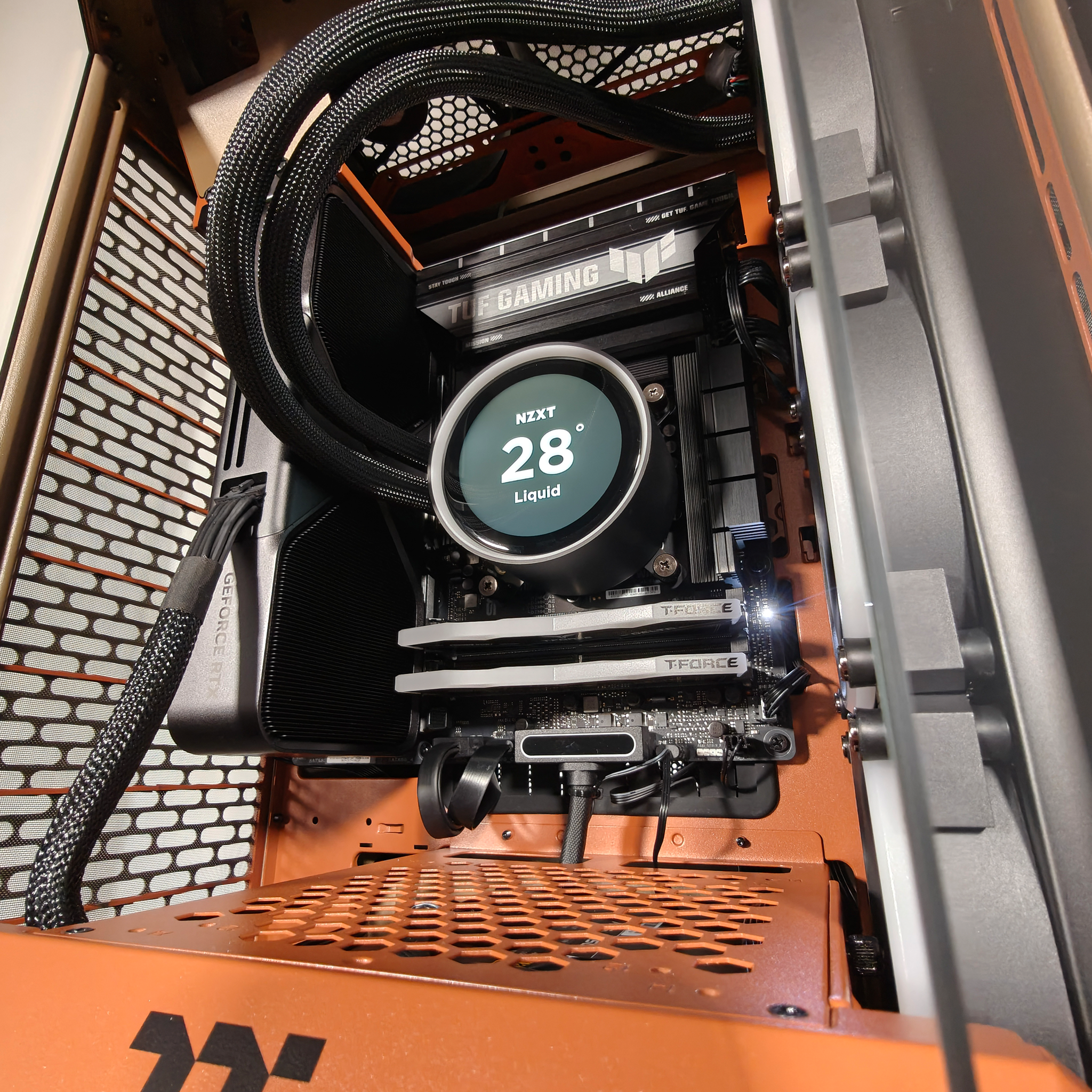 Thermaltake Sandstorm Tower Extreme Ready to Ship Gaming PC